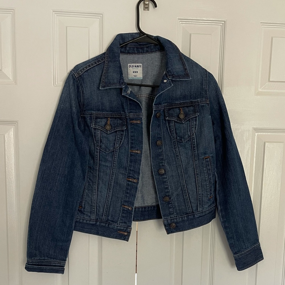 Old Navy ladies jean jacket size medium cute stylish jacket